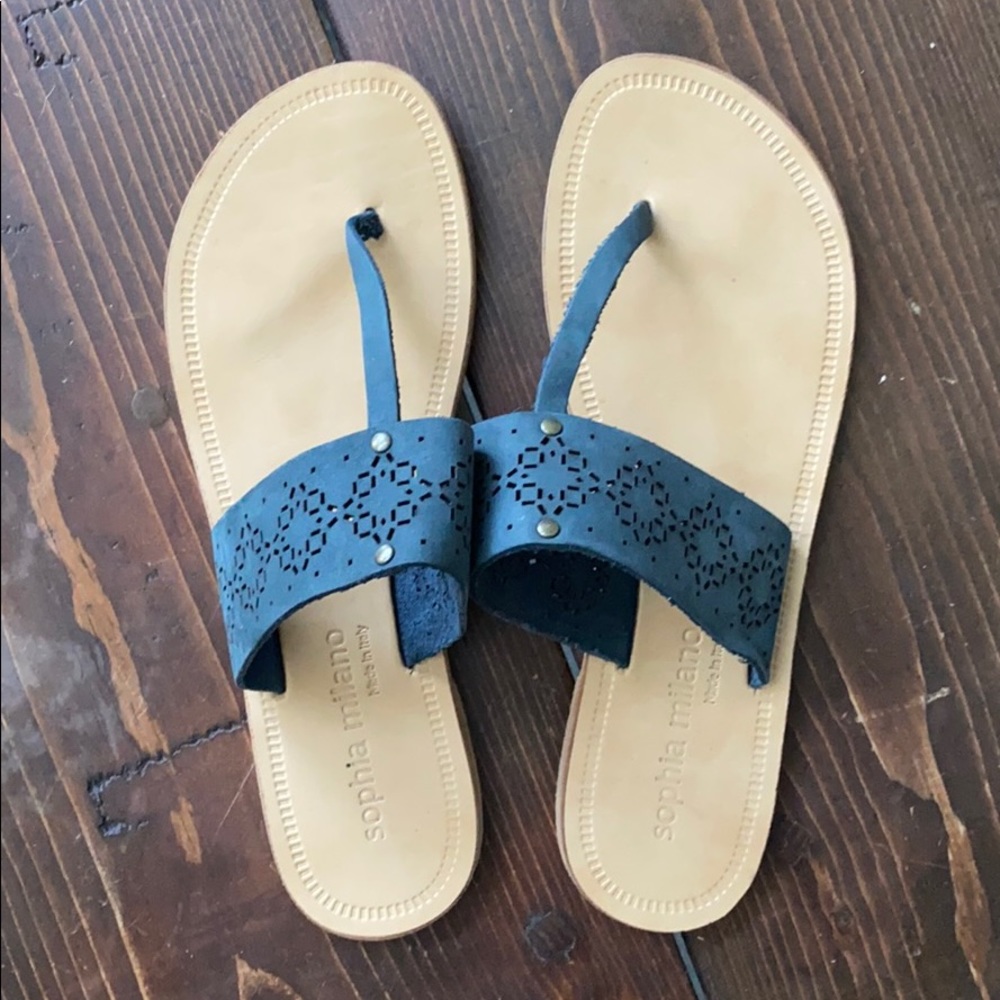 Leather sandals